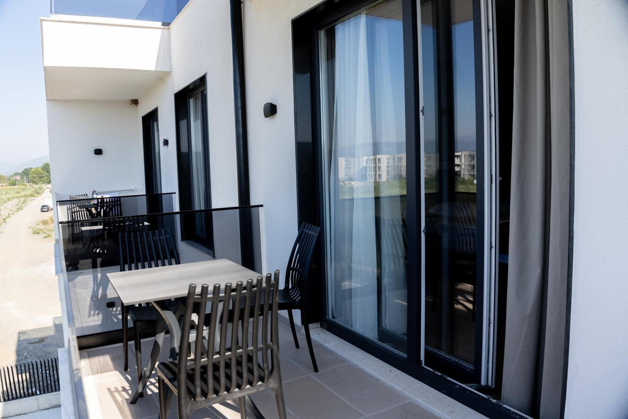 Bolt Boutique Hotel Lezhë Eksteriør billede