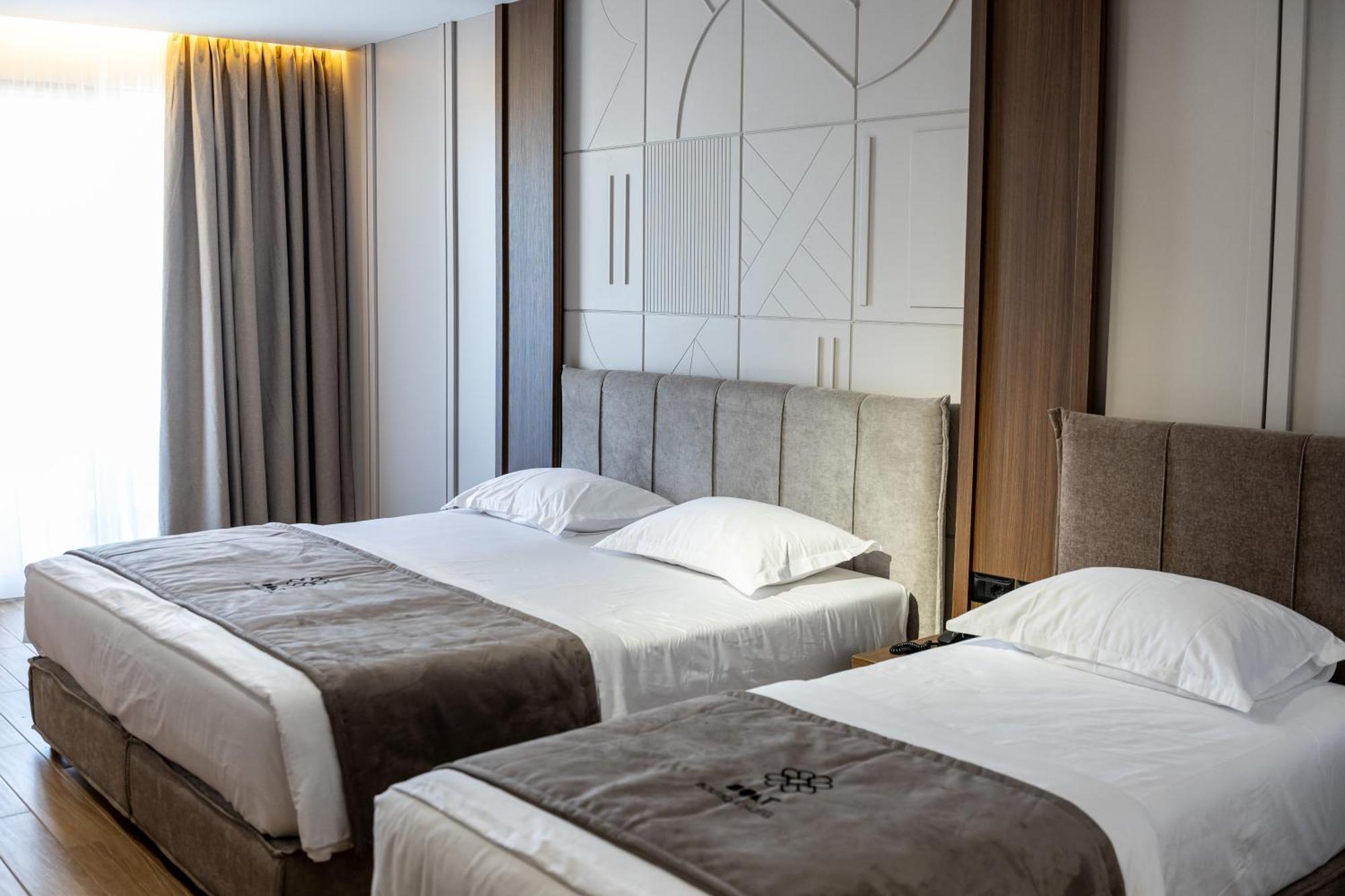 Bolt Boutique Hotel Lezhë Eksteriør billede