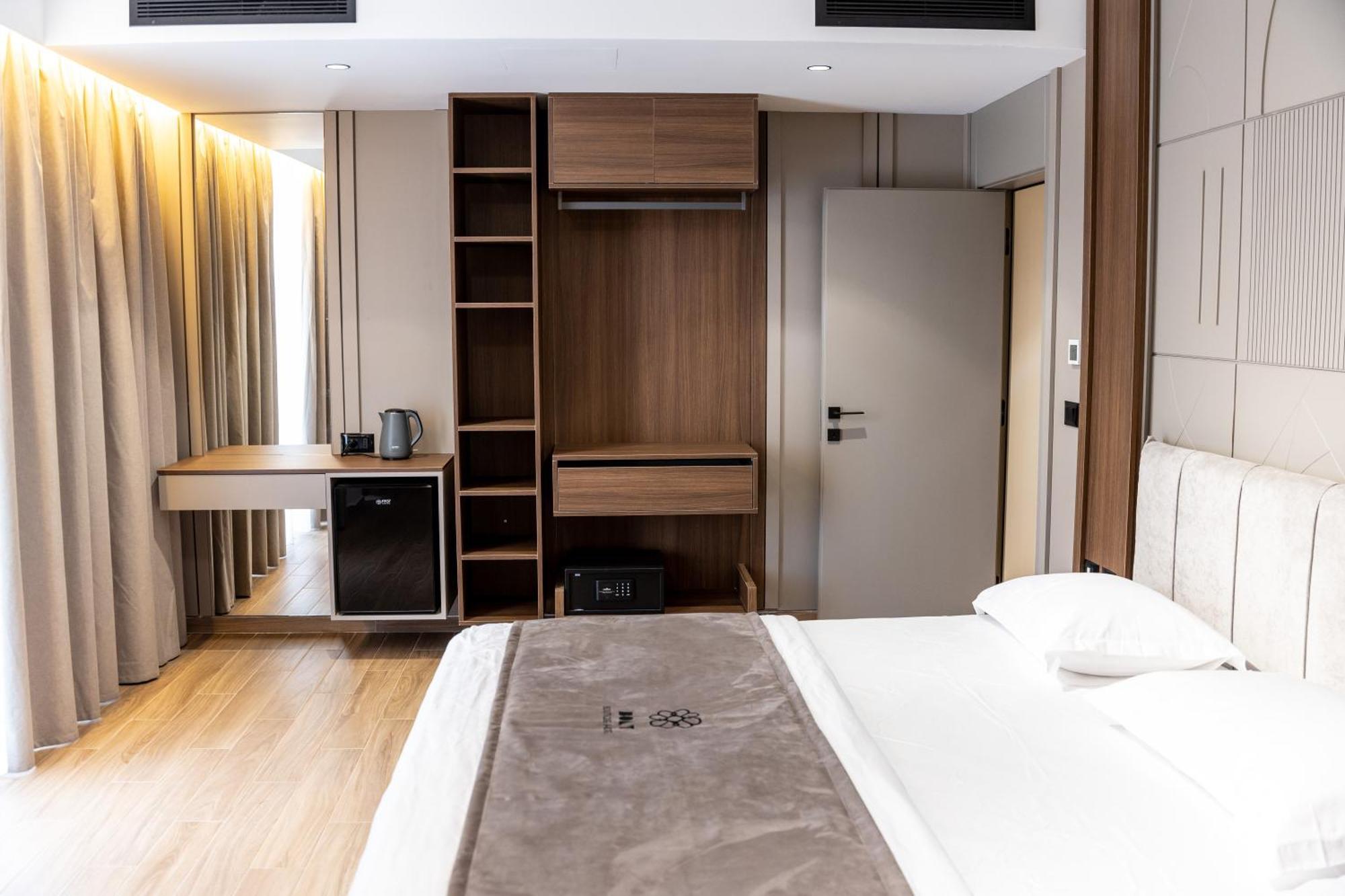 Bolt Boutique Hotel Lezhë Eksteriør billede